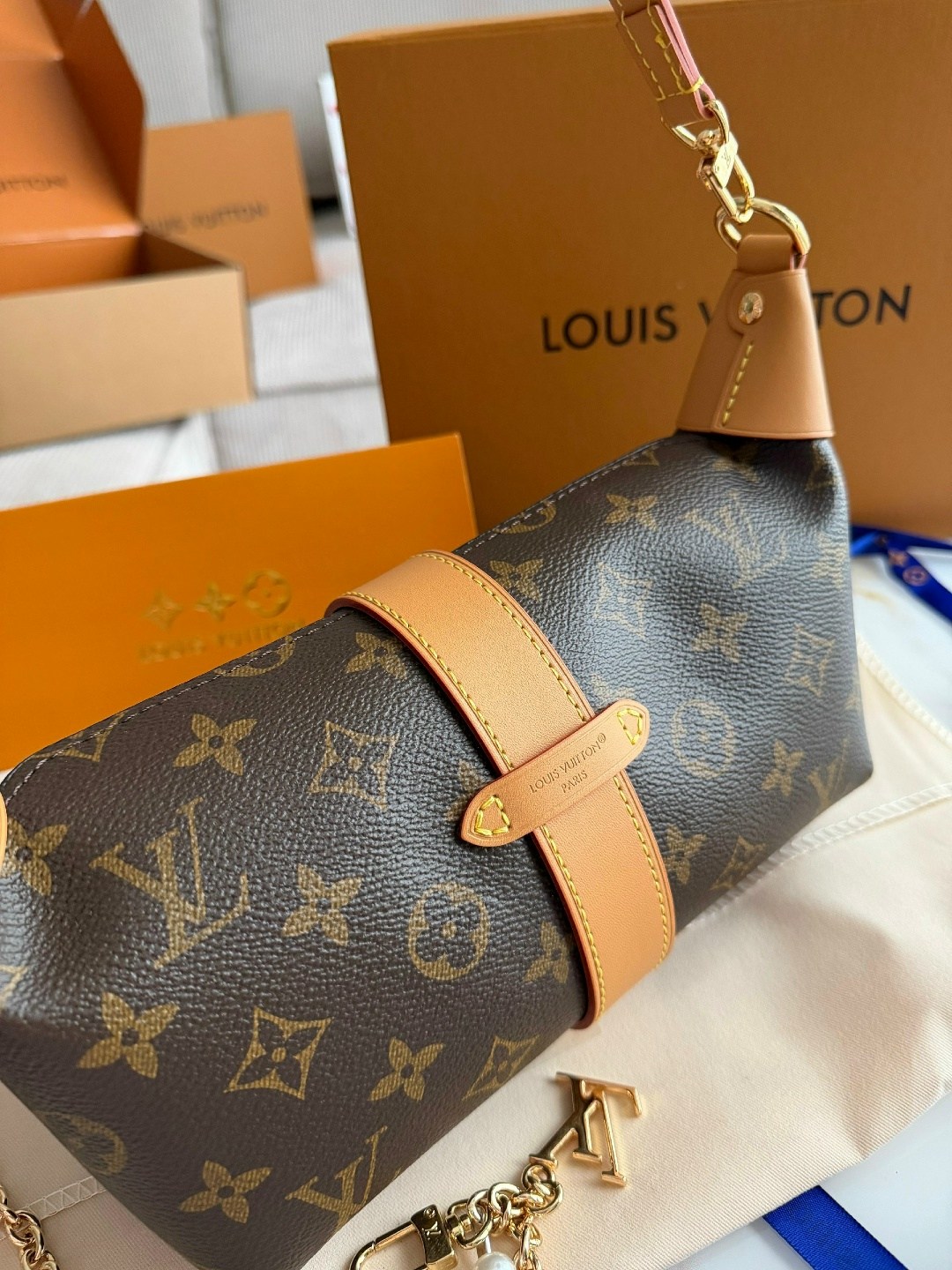 louis vuitton monogram,cумка louis vuitton,louis vuitton bag,louis vuitton pochette,louis vuitton сумка на плечо