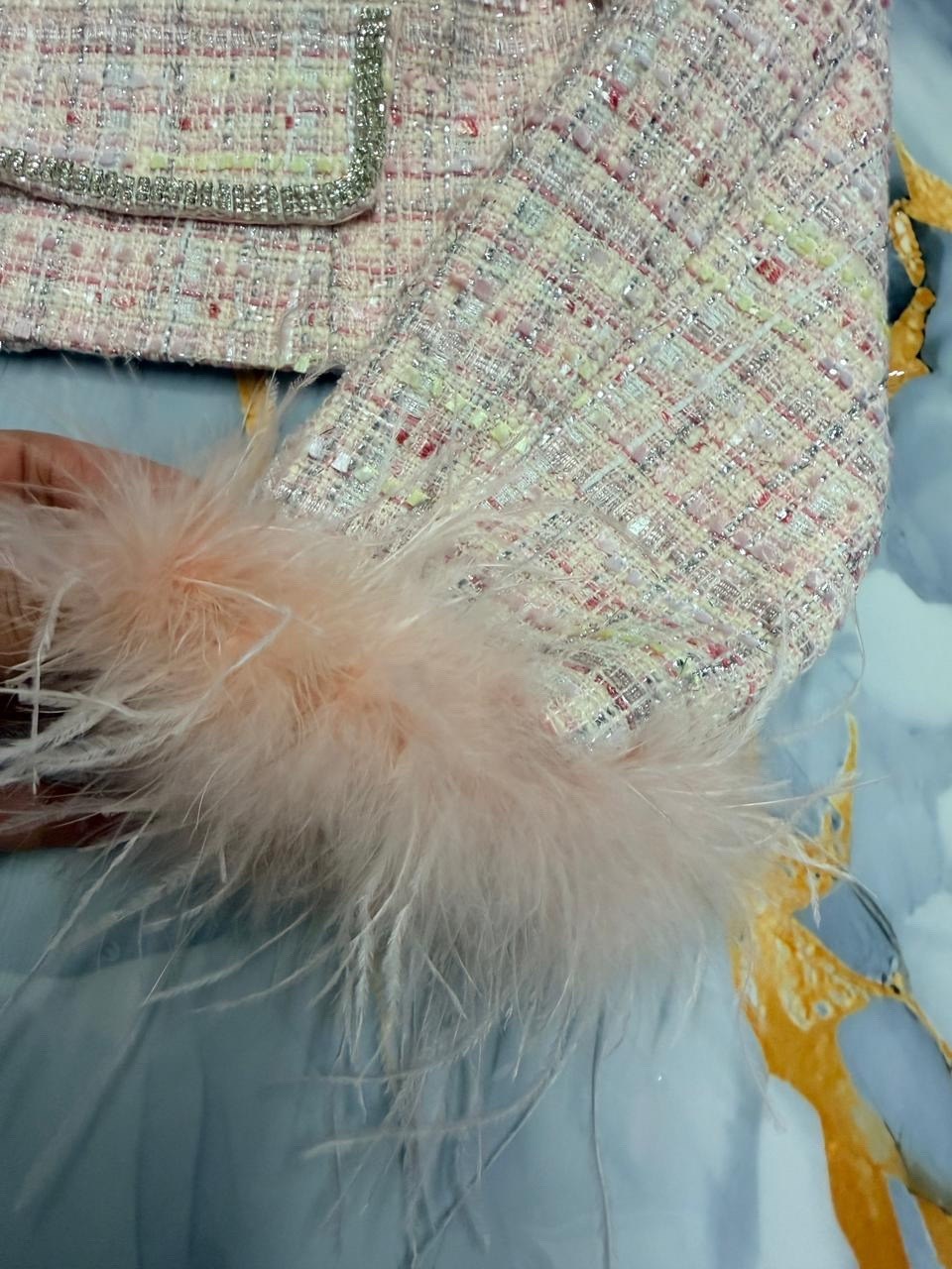 твидовый костюм женский,твидовые костюмы,твидовый костюм с юбкой,шанель твидовый костюм,твидовый костюм розовый