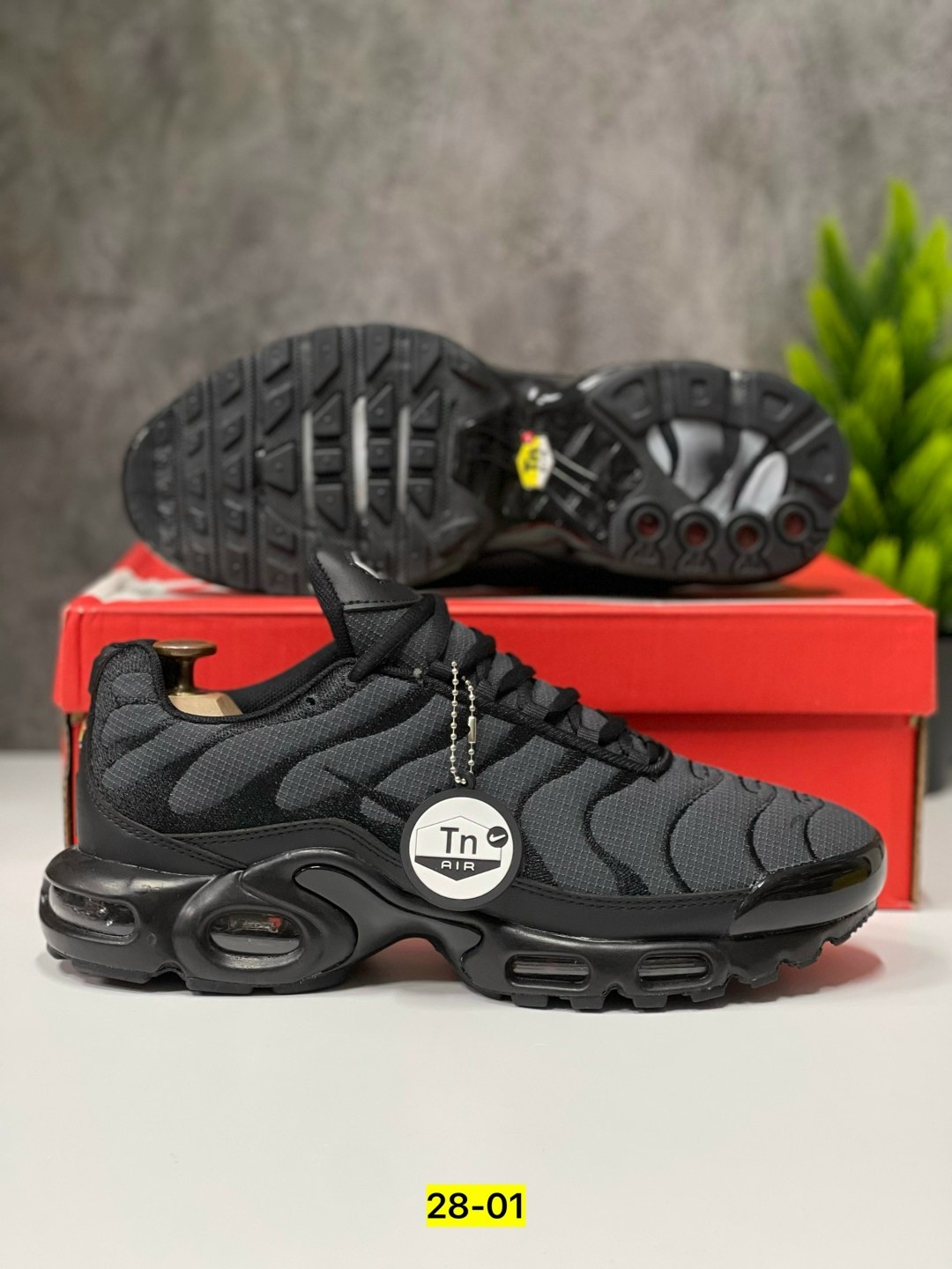 кроссовки nike air max plus tn,nike air max tn plus,nike air max tn plus black,кроссовки nike air max tn plus terrascape,кроссовки мужские nike air max tn