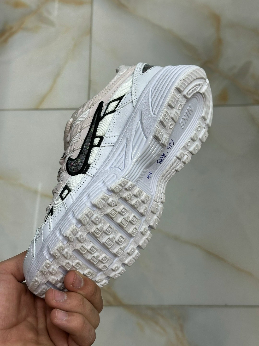 кроссовки,nike кроссовки,женские кроссовки,женские кроссовки nike,кроссовки для бега