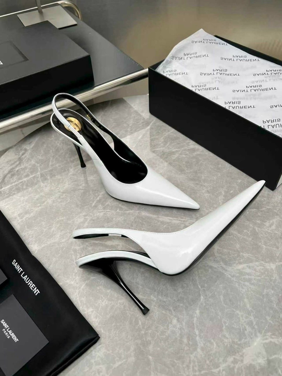 белые туфли,туфли женские,balenciaga туфли,лакированные туфли,туфли баленсиага лодочки