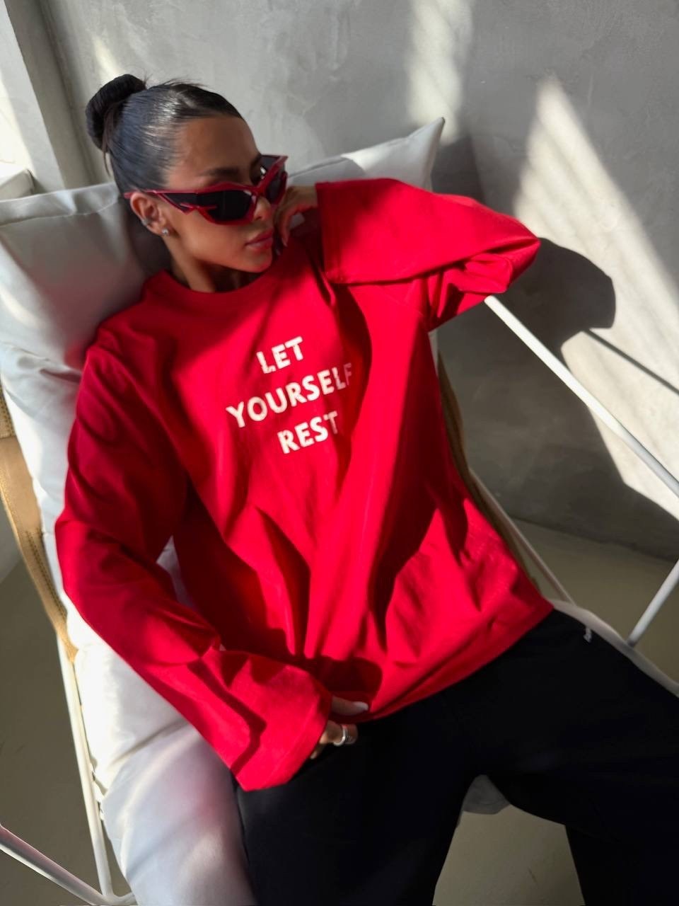 свитшот из трикотажа,свитшот женская,свитшот свободного кроя,зеленый свитшот,свитшот из трикотажа свободный