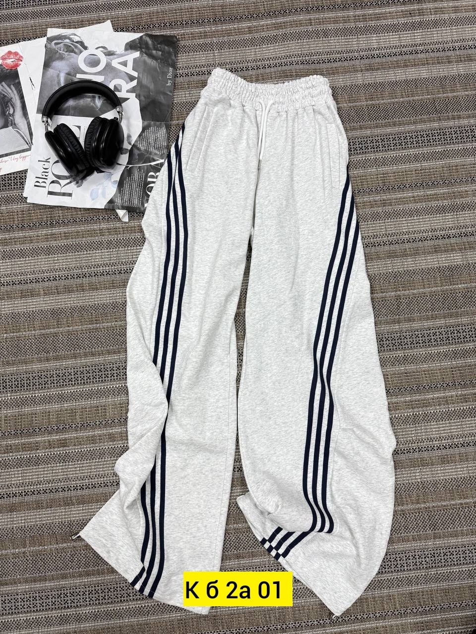 спортивные штаны,спортивные брюки,брюки широкие,брюки спортивные женская,спортивные брюки adidas originals