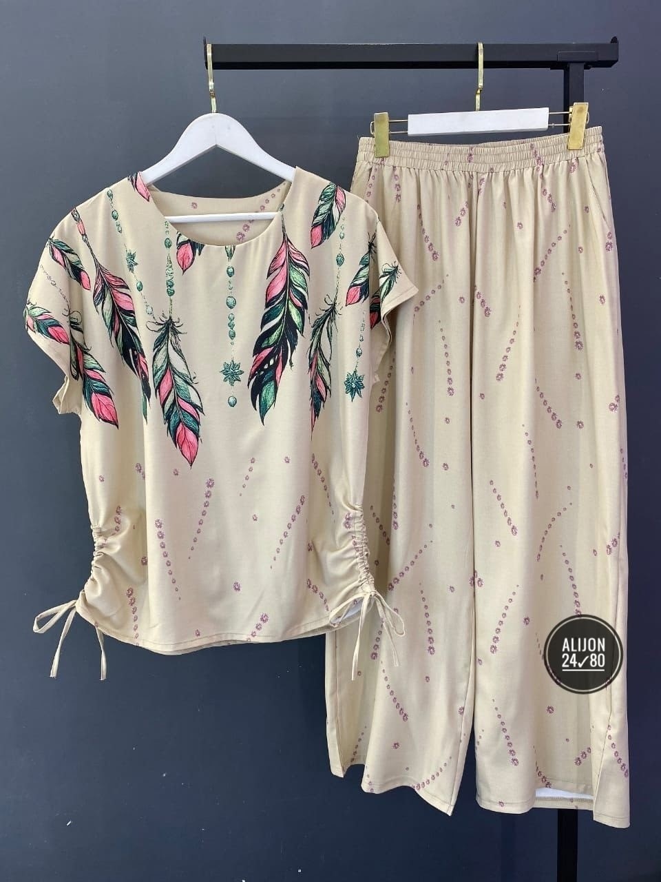 костюм женский,летний брючный костюм,костюм повседневный,женские летние костюмы,брючный костюм