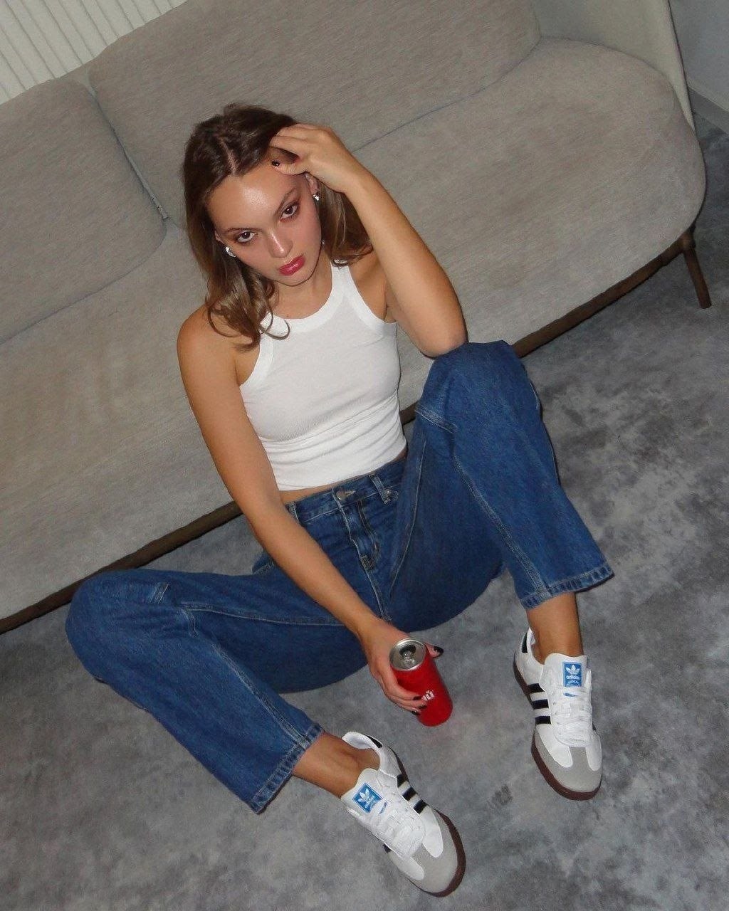 женская майка в рубчик,майка женская,черная майка в рубчик,трендовая женская майка в рубчик,майка в рубчик versa