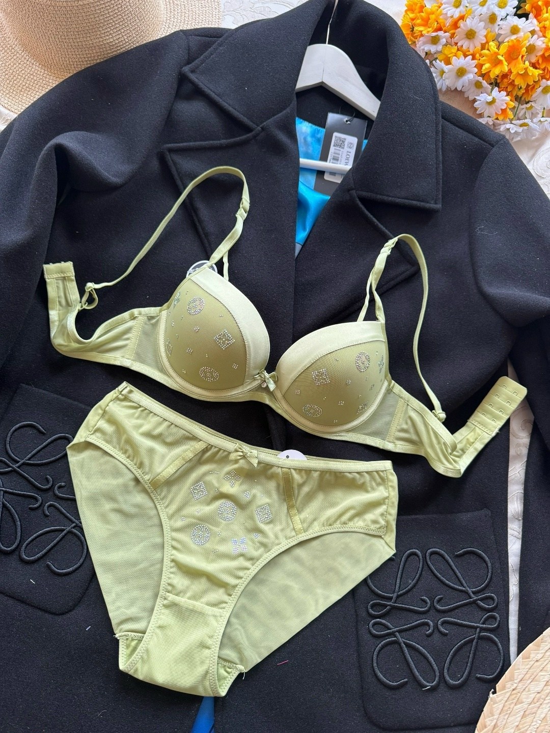 бюстгальтер комплект,бюстгальтер,женские бюстгальтеры,бюстгальтер для женщин,женская нижнее белье