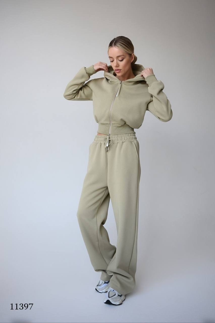 спортивный костюм с брюками на кулиске olli suits,спортивный костюм с зип худи и брюками,женский спортивный костюм,cпортивный костюм женский на флисе,костюм женский