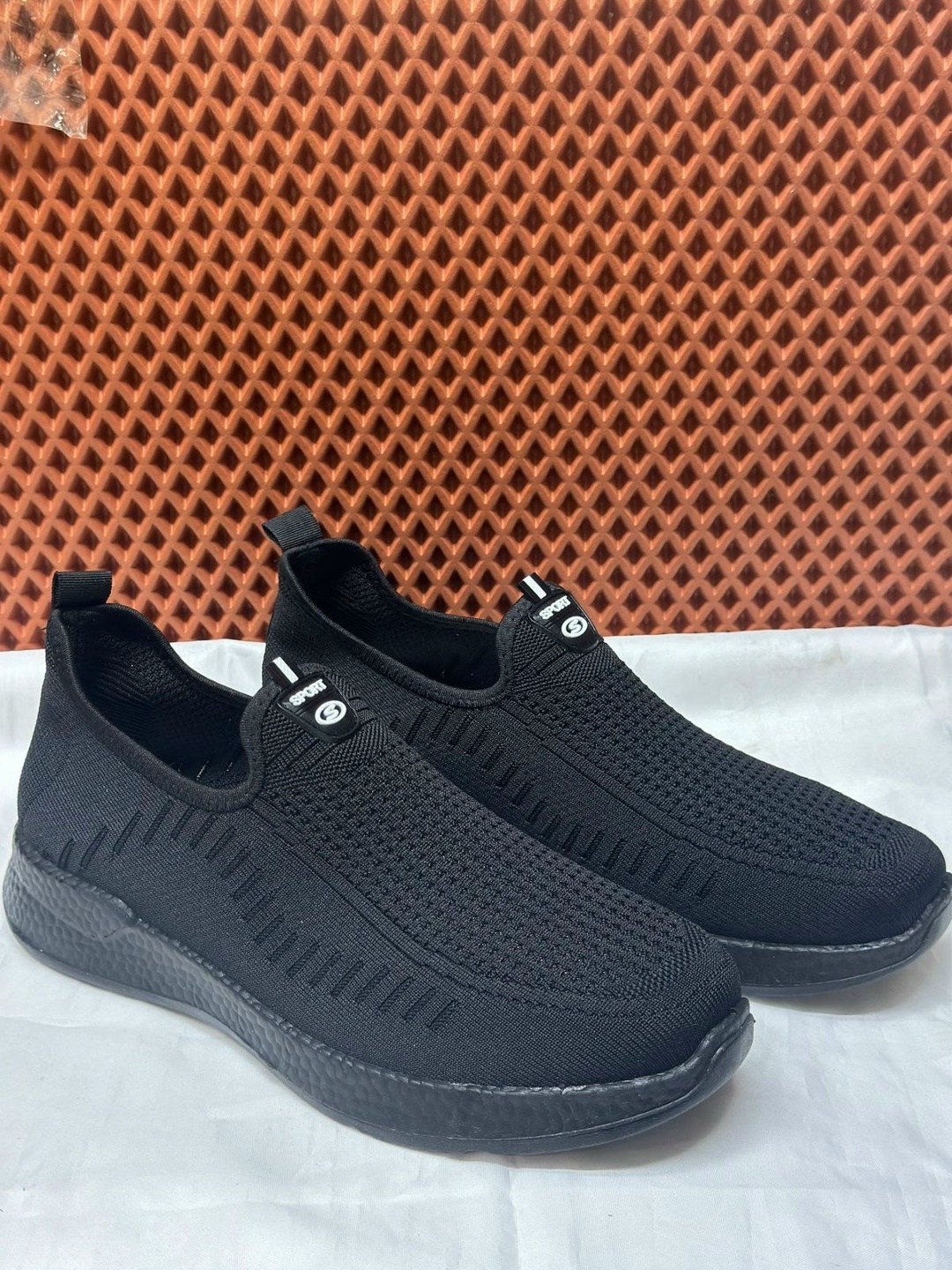 ,спортивная ,женские кроссовки,повседневные кроссовки,мужские кроссовки