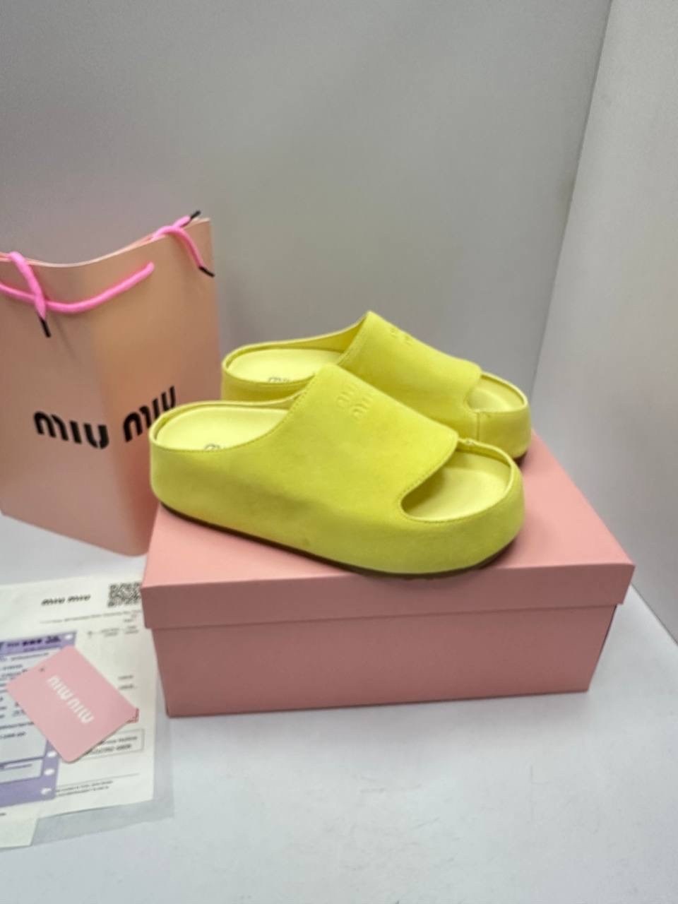 ,шлепанцы женские,шлепки резиновые женские модные,шлепки модные,женские шлепки