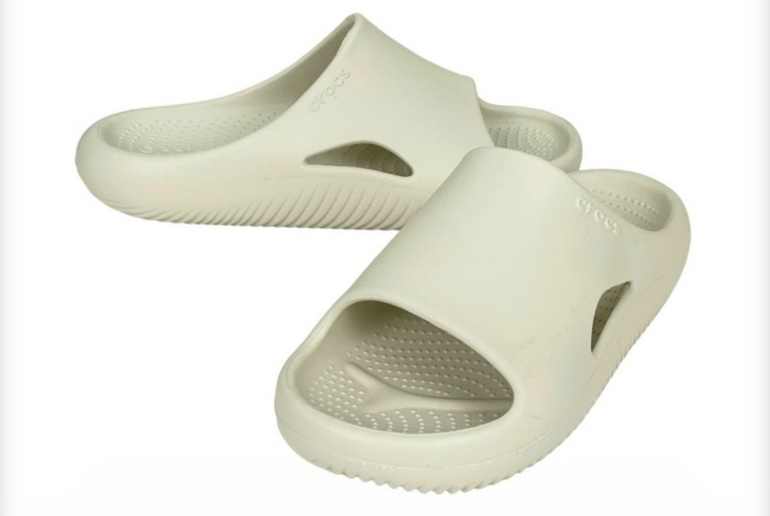 crocs mellow,шлепанцы crocs mellow,шлепанцы crocs,crocs classic,шлепанцы цвета кости crocs mellow recovery slide