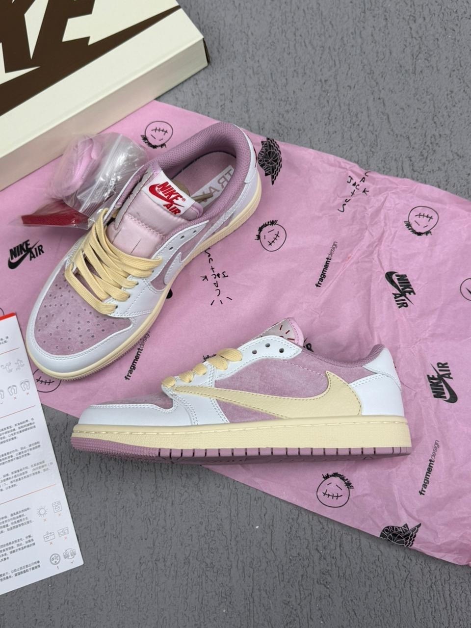 travis scott x air jordan 1 low sail/shy pink,travis scott x air jordan 1 low og shy pink,nike air jordan 1 low travis scott shy pink,nike air jordan 1 low shy pink x travis scott,кроссовки travis sco
