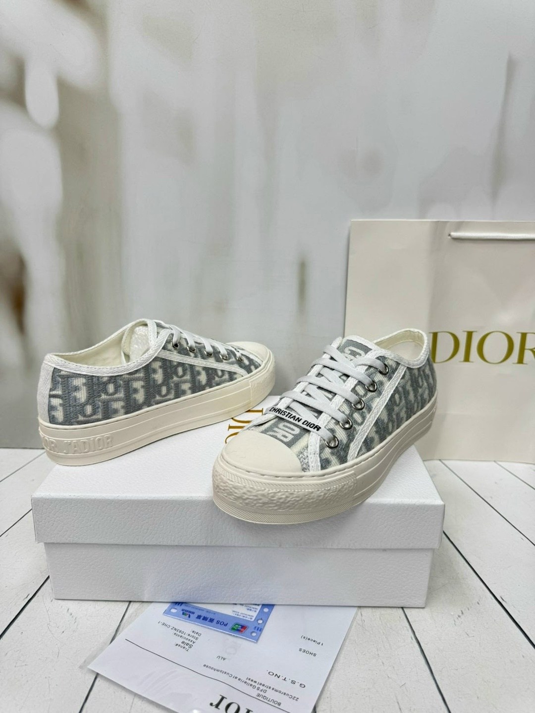 кеды dior женские,dior кеды,кеды christian dior,кеды christian dior walk n dior с логотипом,dior кроссовки