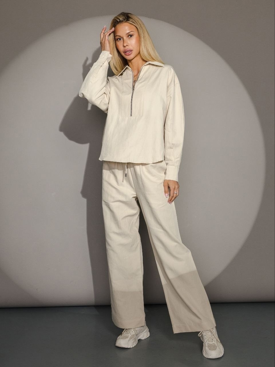 костюм бежевый,льняной костюм с брюками,костюм с брюками,стильные костюмы,костюм брючный из льна