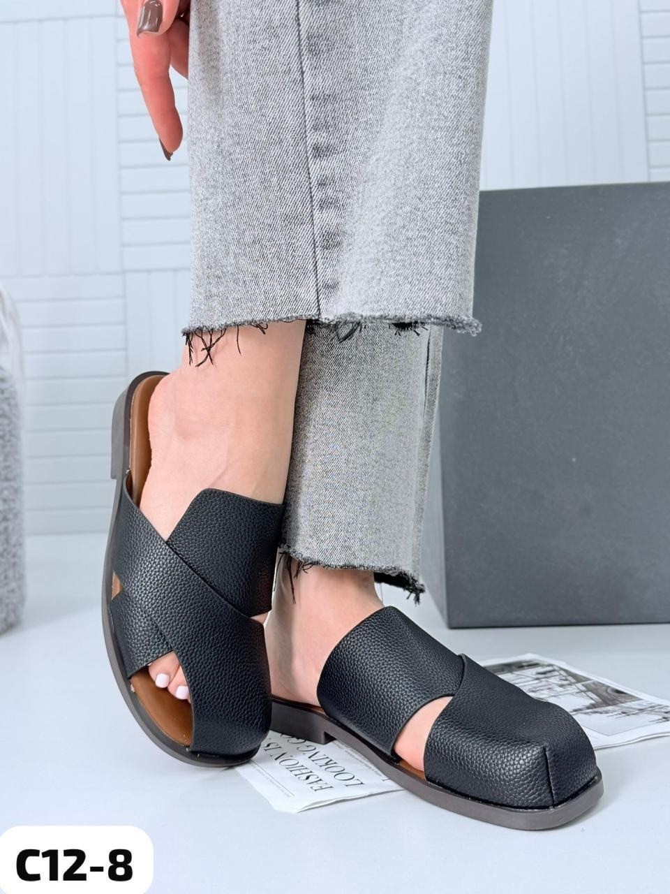 шлепанцы женские,,шлепки женские,модные шлепанцы,шлепанцы летние