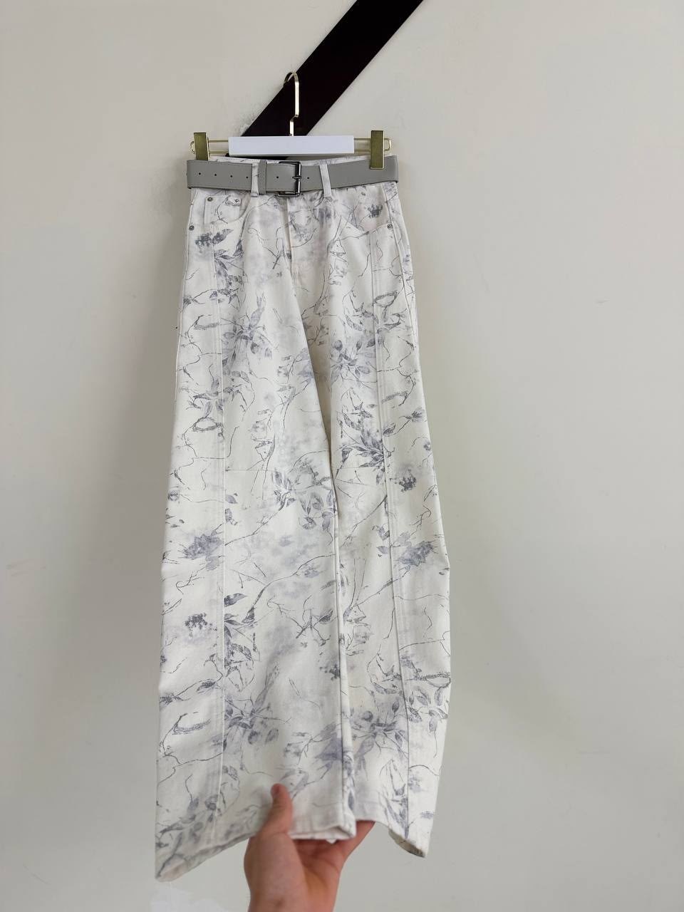 широкие брюки,брюки с принтом,широкие женские брюки,брюки джинсы,дизайнерские брюки