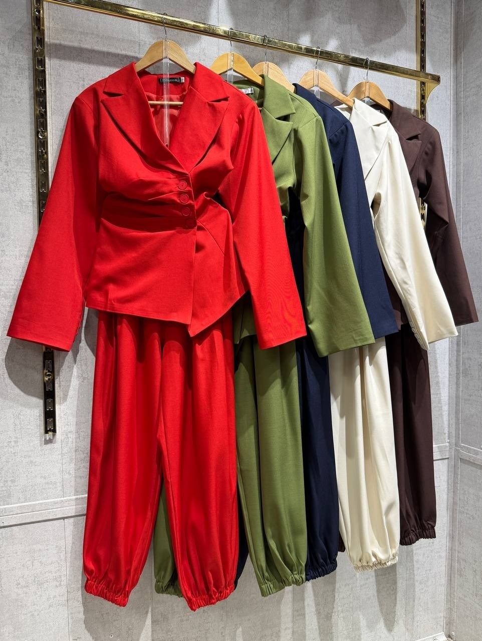 брючный костюм,брючный костюм женский,костюм,женский костюм,костюм с брюками алладинами