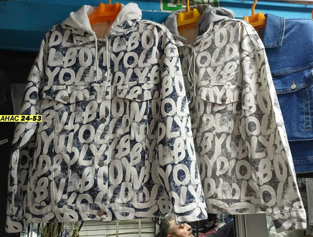 куртка женская,женская демисезонная куртка,демисезонная куртка,куртка женская двухсторонние,зимняя куртка с буквенным принтом