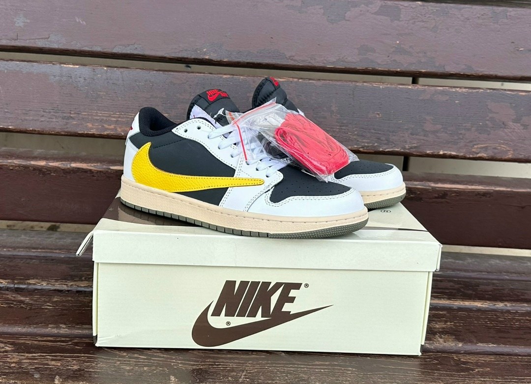 кроссовки nike air jordan 1 low x travis scott,кроссовки travis scott x air jordan 1 low,travis scott x air jordan 1 low og,air jordan 1 low travis scott,баскетбольная