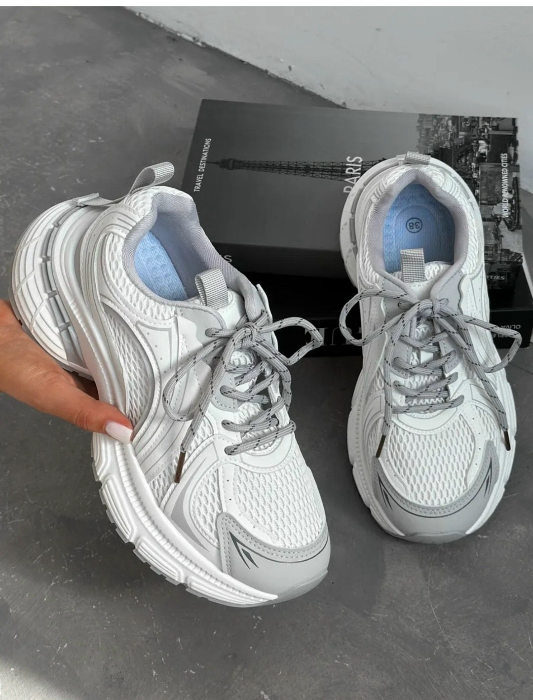 кроссовки женские,женские массивные кроссовки,модные кроссовки,массивные кроссовки,