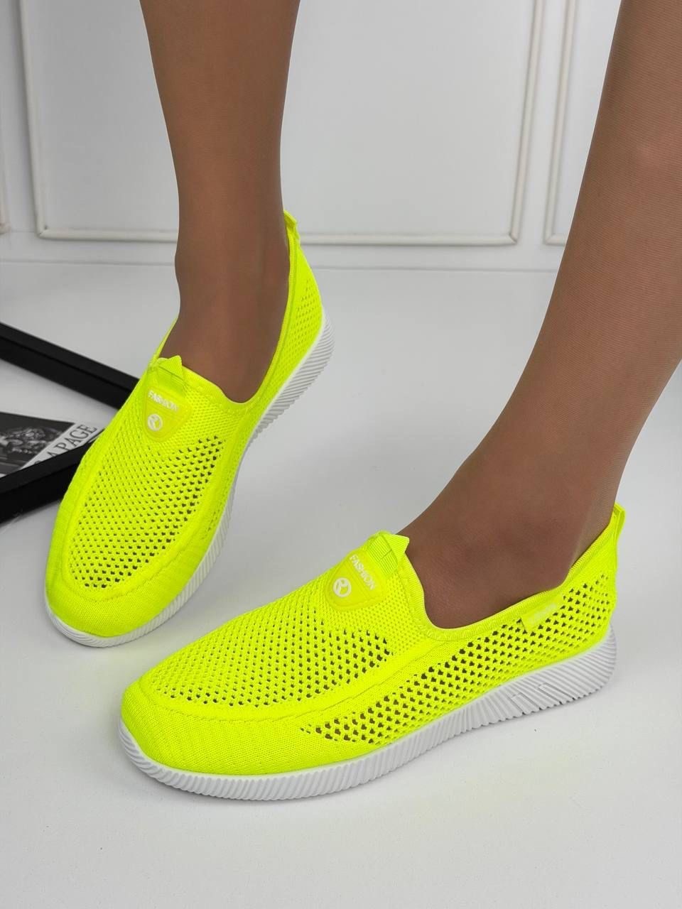 ,слипоны женские,кроссовки женскиe,кроссовки женские летние, женская