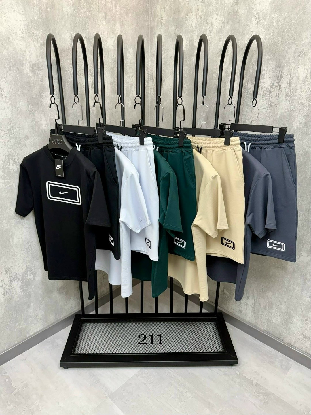 мужские спортивные костюмы,спортивные костюм,мужской спортивный костюм с шортами и футболкой,костюм мужской,мужской костюм с шортами