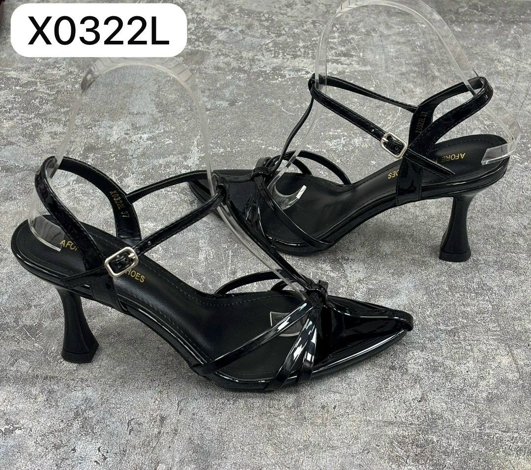 женская,туфли лакированные,босоножки женские,брендовые туфли,туфли с ремешками