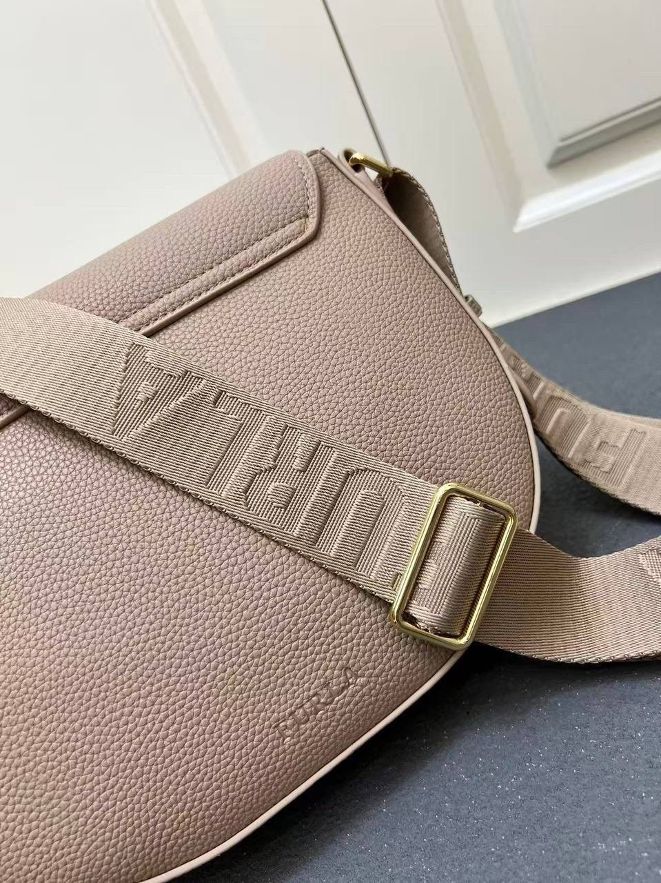 сумка,вместительная сумка через плечо женская,модная сумка,сумка классическая,сумки на плечо