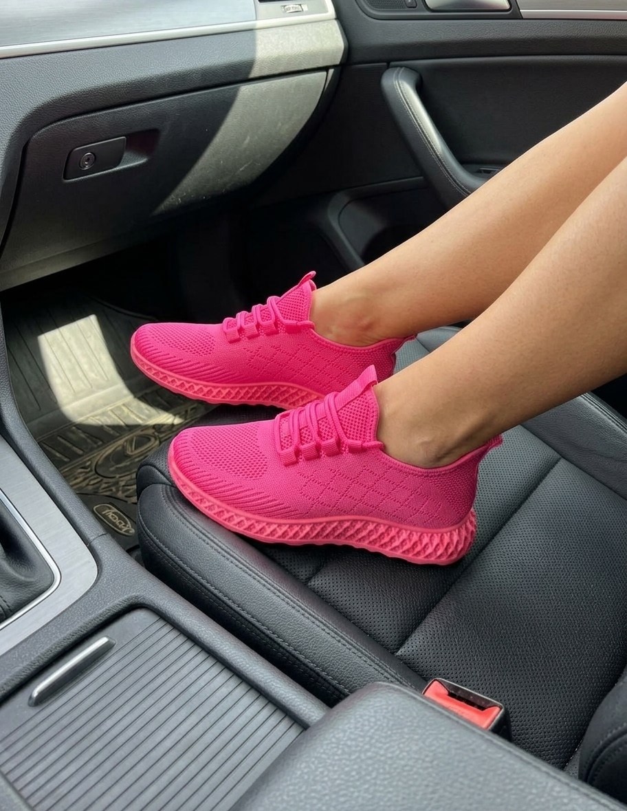 ,кроссовки женскиe,малиновые кроссовки женские,малиновые кроссовки,кроссовки женские летние