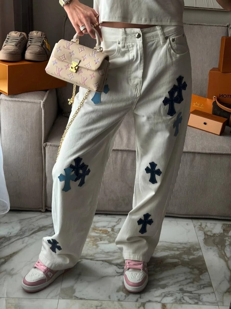 модные брюки,модные джинсы,мода модная,белые джинсы