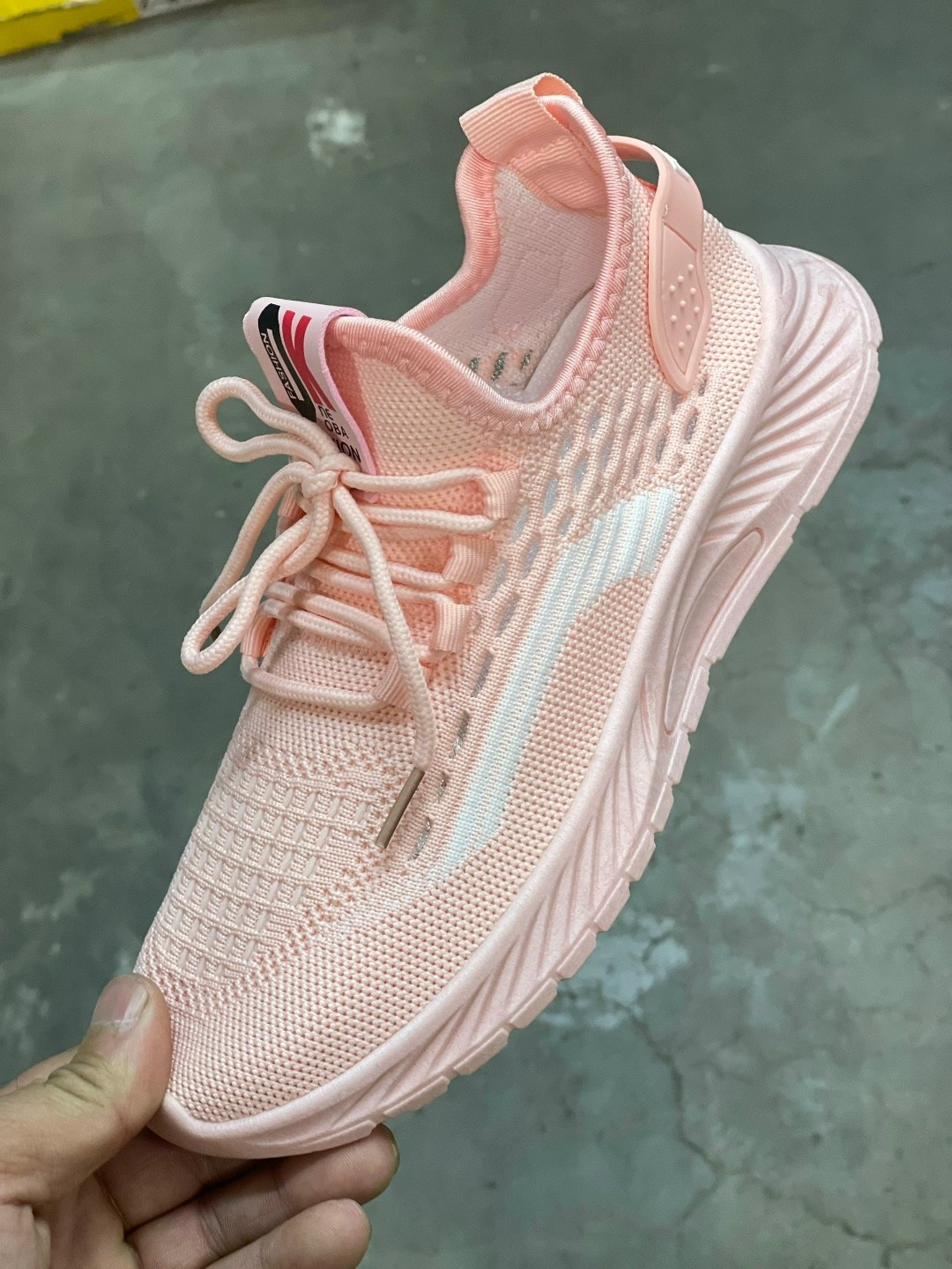 кроссовки,женские кроссовки,кроссовки облегченные,кроссовки дышащие,кроссовки зеленые