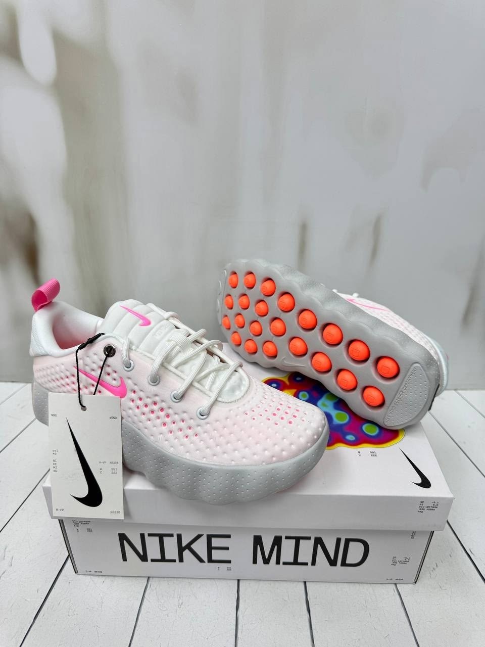 кроссовки nike,женские кроссовки nike,кроссовки nike розовые,оригинальные кроссовки nike,nike training серые кроссовки