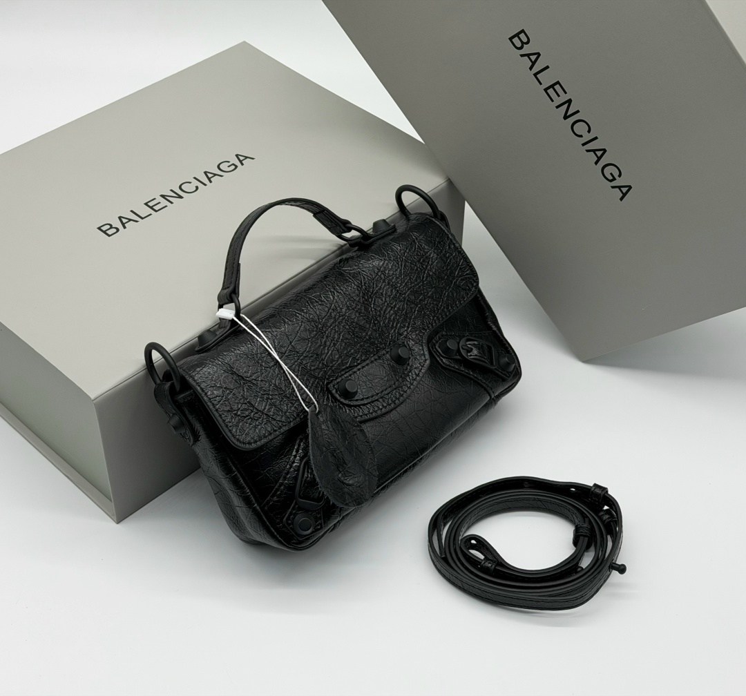 сумка balenciaga,баленсиага кристобаль,сумка шоппер баленсиага,сумка женская balenciaga,модная сумка