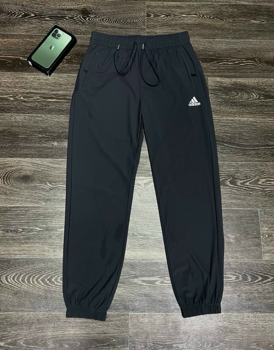 брюки спортивные adidas m cg tp1,штаны adidas essentials мужской,спортивные штаны мужские adidas,спортивные брюки adidas,спортивные штаны для мужчин