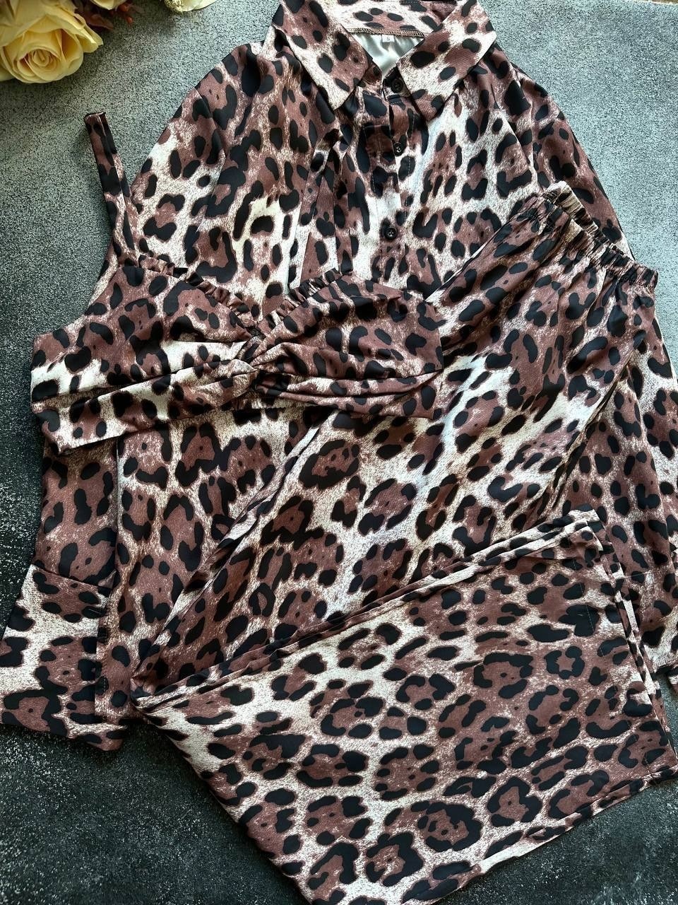 шелковая пижама,брючный костюм в пижамном стиле vi&jul,костюм женский леопардовый,леопардовый костюм женский брючный,костюм брючный летний леопардовый al style