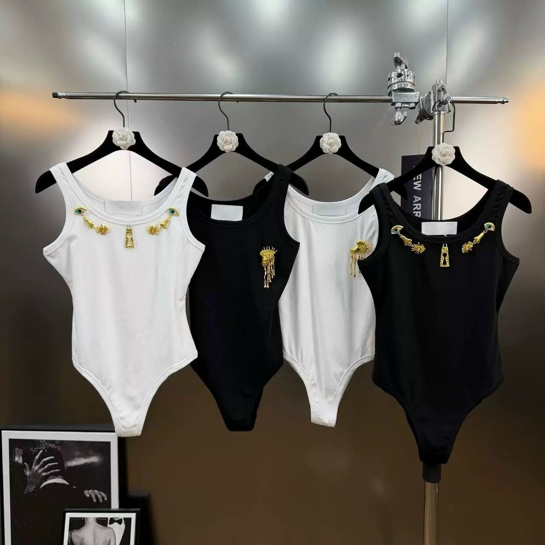 купальные костюмы,купальник женские,купальник слитный женский,купальники модные,купальник слитный versace