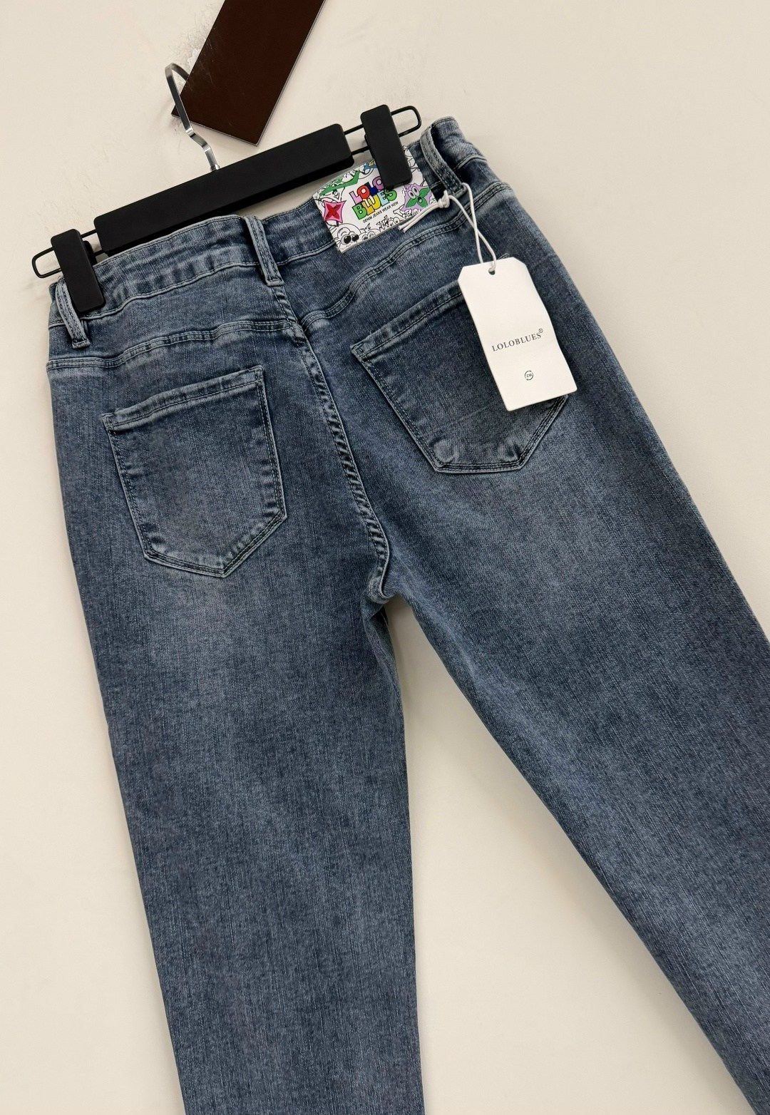 женские джинсы,джинсы джинсы,стильные джинсы,модные джинсы,джинсах