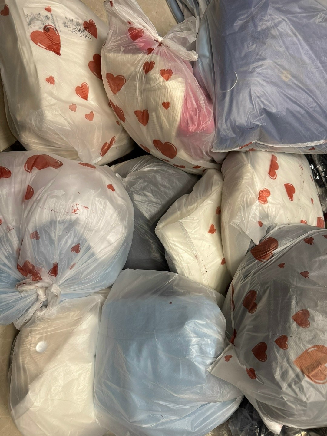 в пакете,женские вещи пакетом,вещи в пакетах,детские вещи пакетом,пакет вещей женских