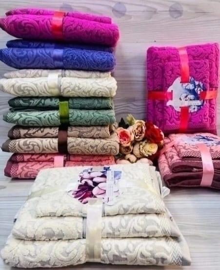 полотенца ,комплект полотенец,комплект из трех полотенец,полотенца оптом,набор полотенец