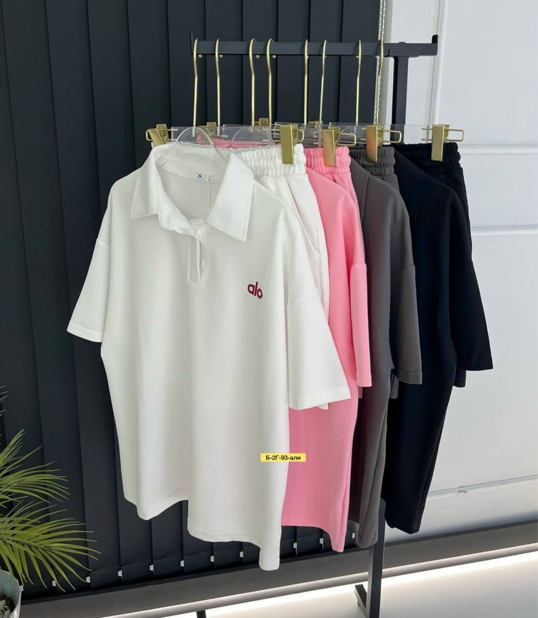 женская футболка,футболка поло женская,,женские костюмы