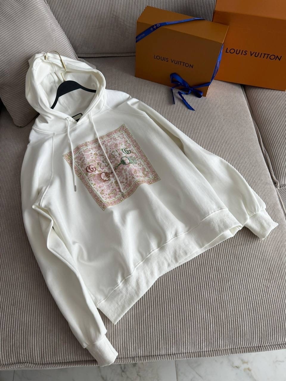 кофта женская,толстовка,женская толстовка,свитшот с капюшоном,стильные костюмы