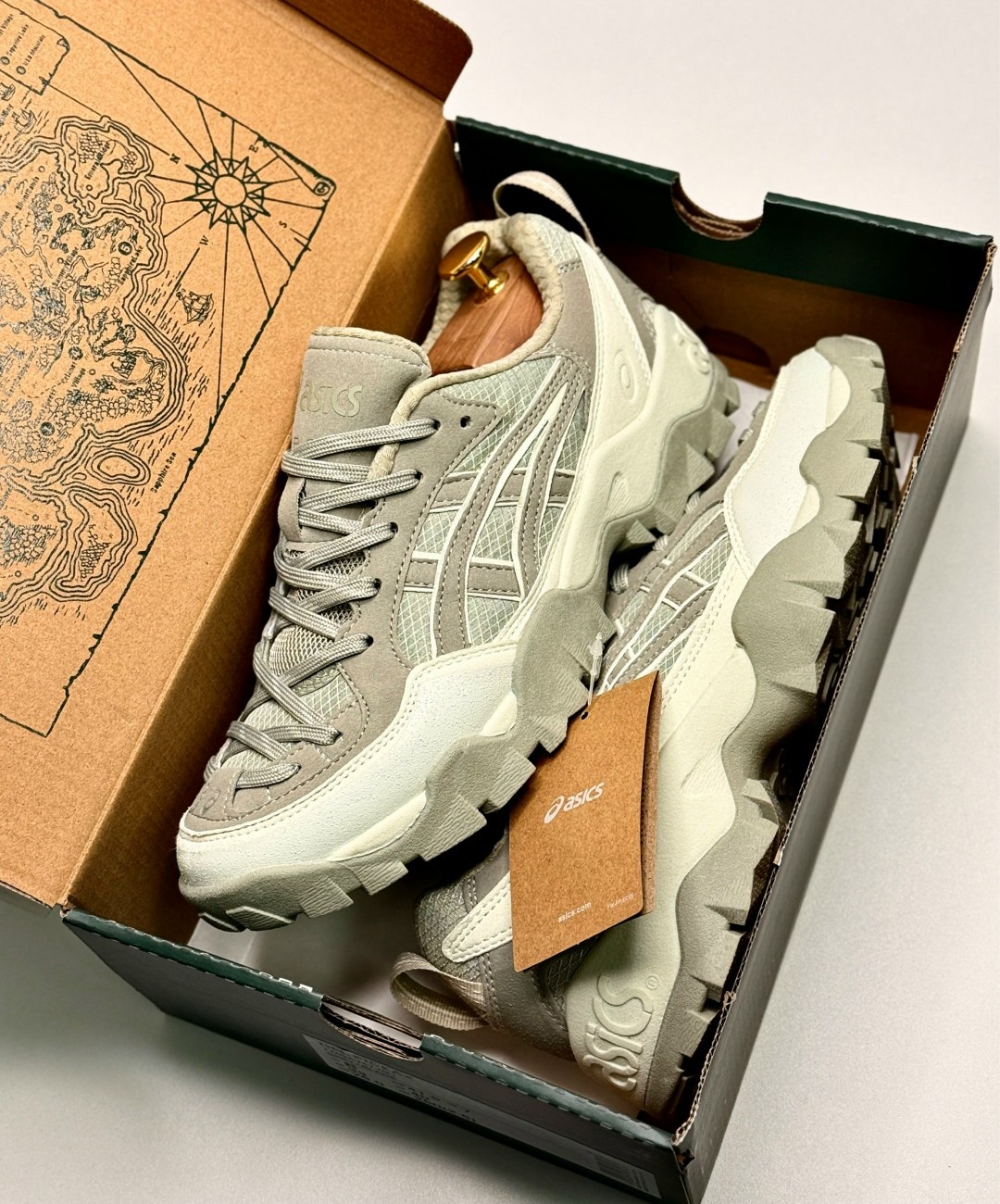 кроссовки asics gel,кроссовки asics gel pickax,кроссовки asics,кроссовки asics мужские,женские кроссовки asics