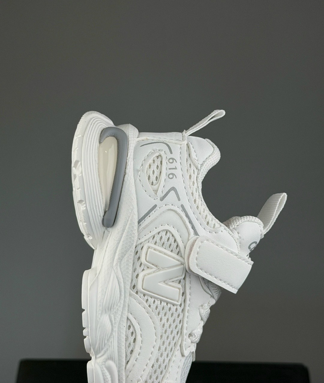 детские кроссовки,кроссовки для детей,кроссовка детская,кроссовки,белые кроссовки