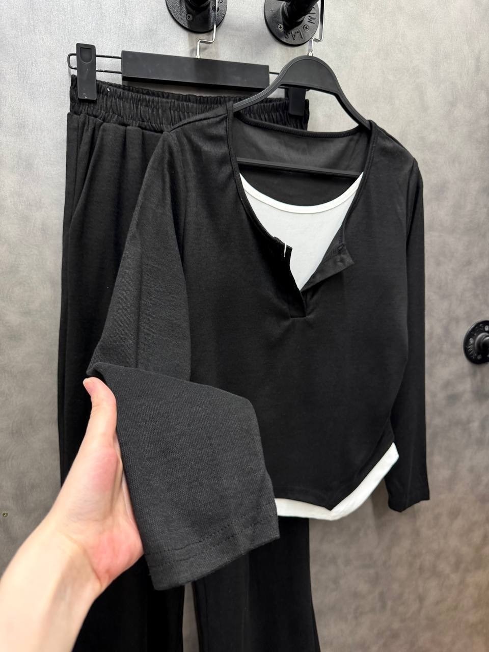 костюм трикотажный женский,костюм с лонгсливом и брюками,костюм женский,брючный костюм,костюм двойка