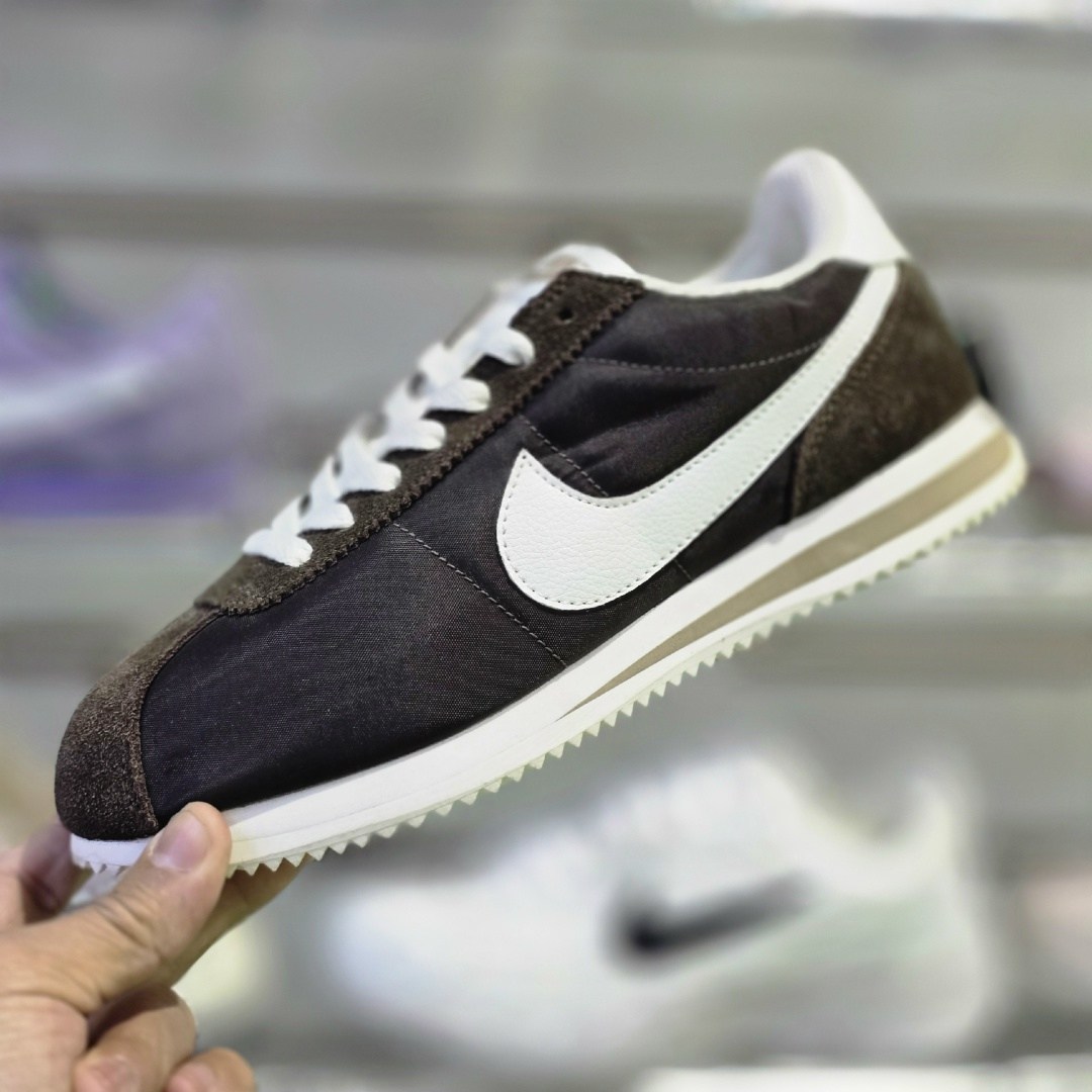 кроссовки nike cortez коричневые,кроссовки nike classic cortez,кроссовки мужские nike cortez,кроссовки nike cortez,женские повседневные кроссовки nike classic cortez
