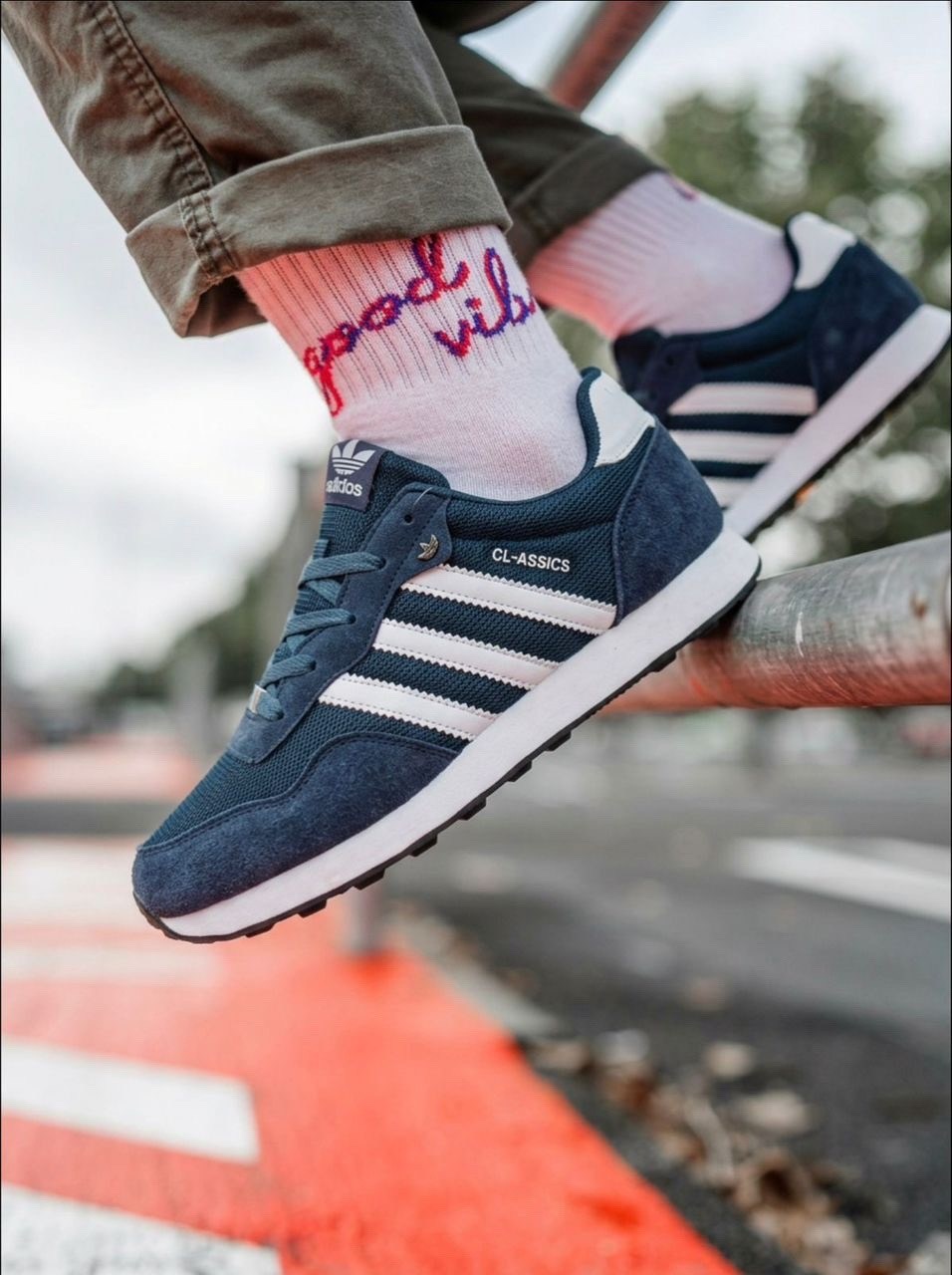 кроссовки adidas,кроссовки мужские adidas,кроссовки adidas classics,кроссовки адидас,кроссовки