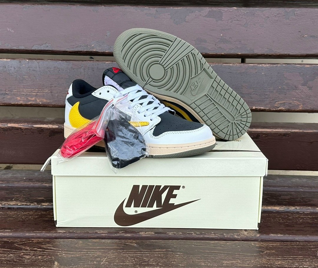 кроссовки nike air jordan 1 low x travis scott,кроссовки travis scott x air jordan 1 low,travis scott x air jordan 1 low og,air jordan 1 low travis scott,баскетбольная