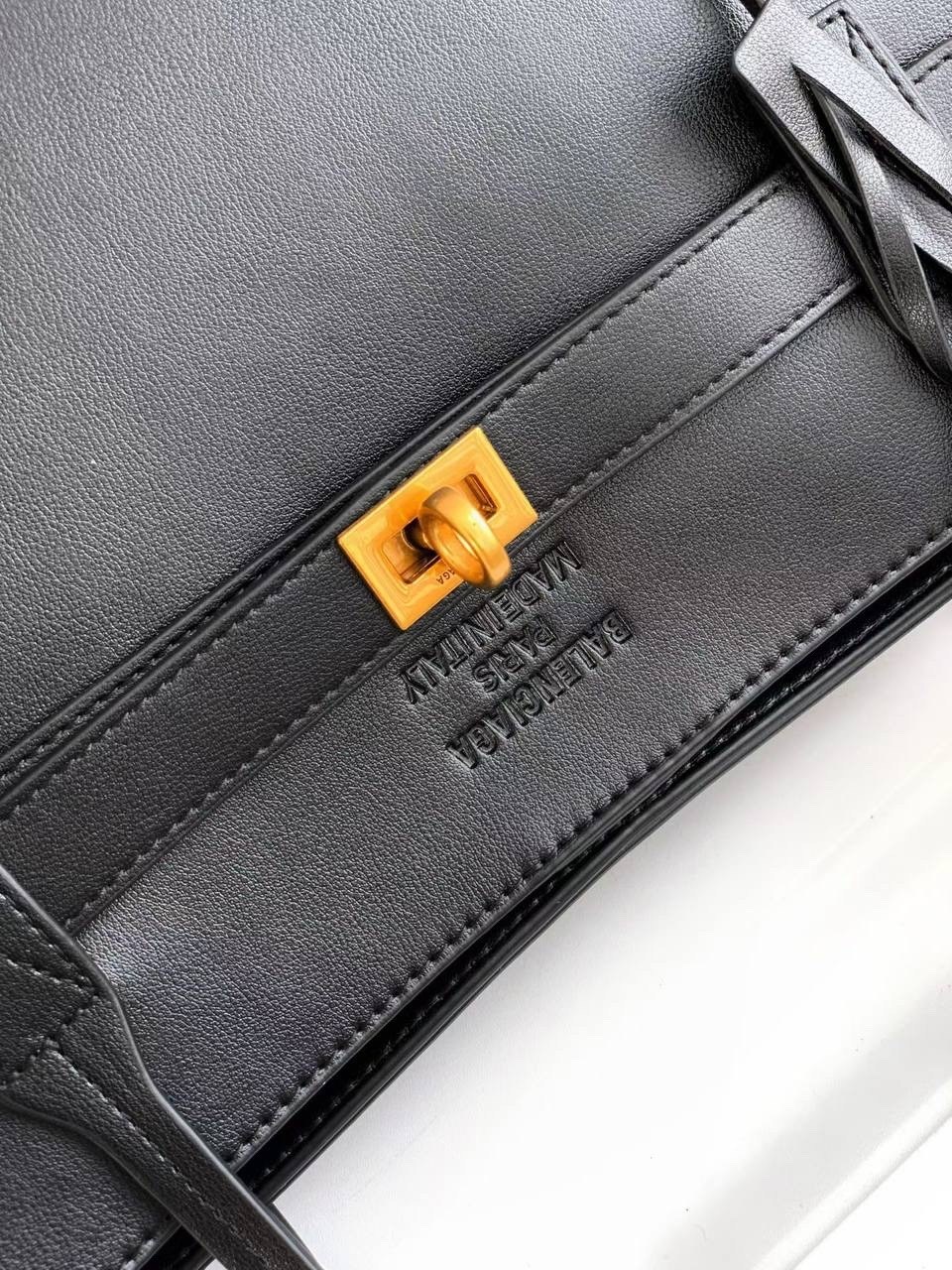 сумка balenciaga,сумка женская balenciaga,сумка,сумка баленсиага,модная сумка