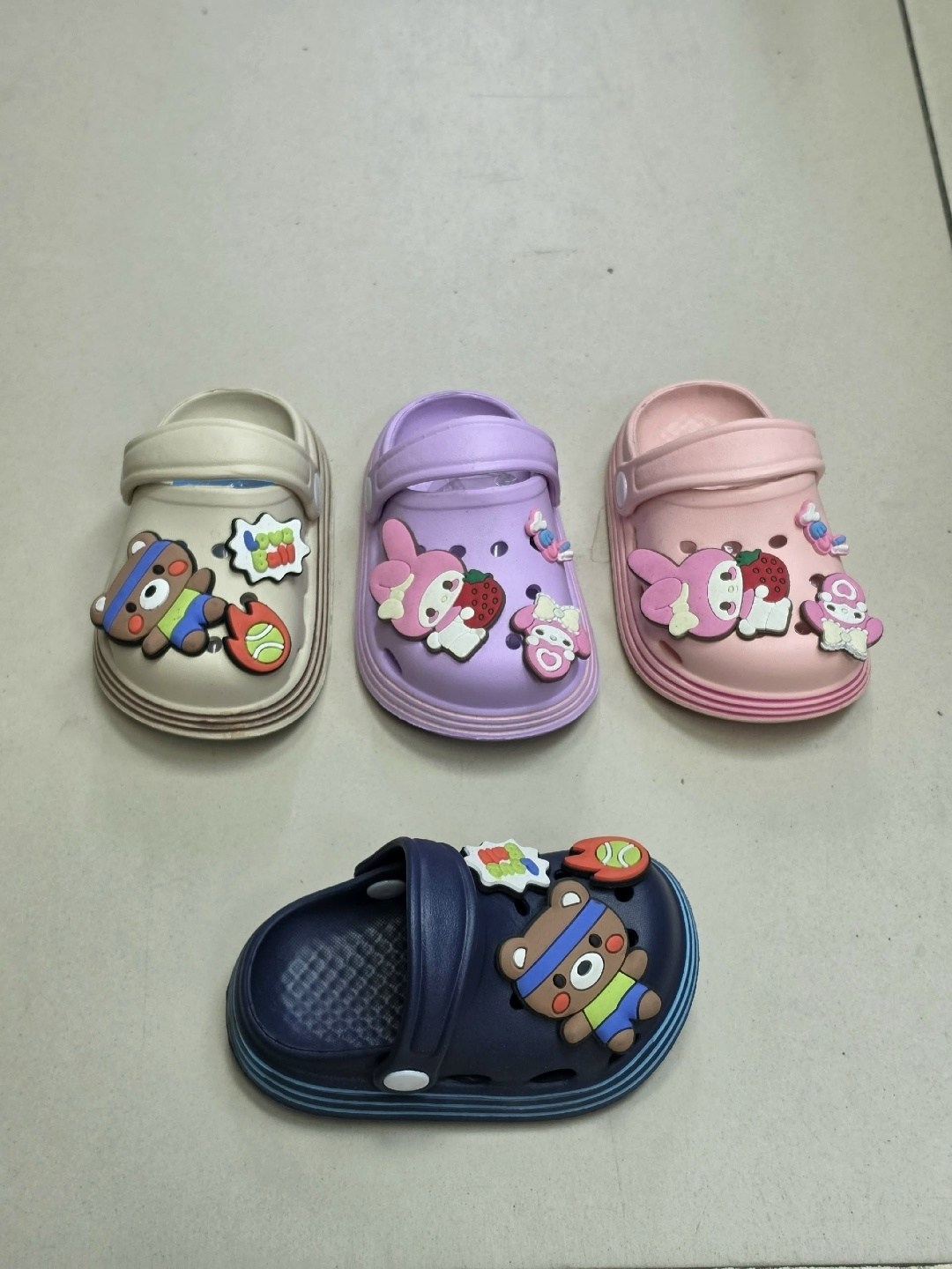 шлепанцы детские,детские сандалии,сандалии sanrio,детские тапочки,тапочки для девочек