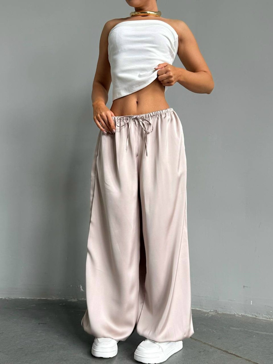 широкие брюки,женские широкие брюки,брюки свободные,женские брюки с широкими штанинами,шелковые брюки