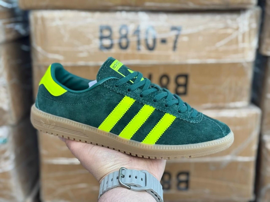 adidas bermuda green,adidas spezial green yellow,adidas bermuda зеленые,adidas originals bermuda,